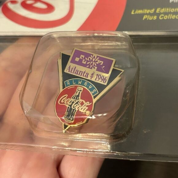 Vintage Olympics Pins - Picture 3 of 5